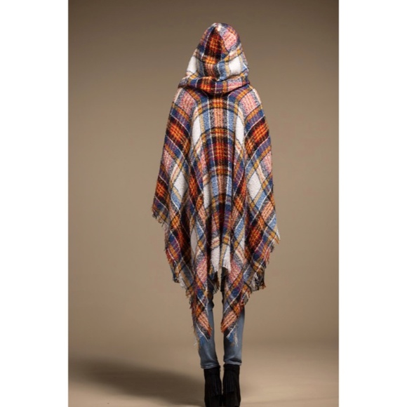 SOLD OUT Vin Chaud Knit Plaid Hooded Hoodie Open Fringe Ruana Wrap Fall Winter - Picture 5 of 6